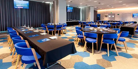 SALON 6